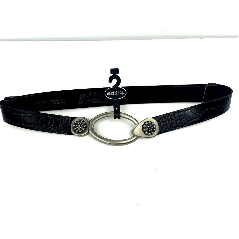 Women’s Small Belt Shak Wide Black Leather Metal Hook Closure